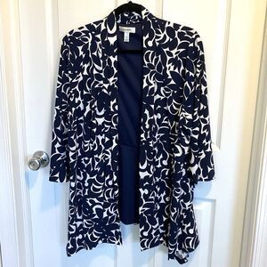 Dressbarn Women's 3X Shawl/Jacket with Blue/White Print Open Front Long Sleeves